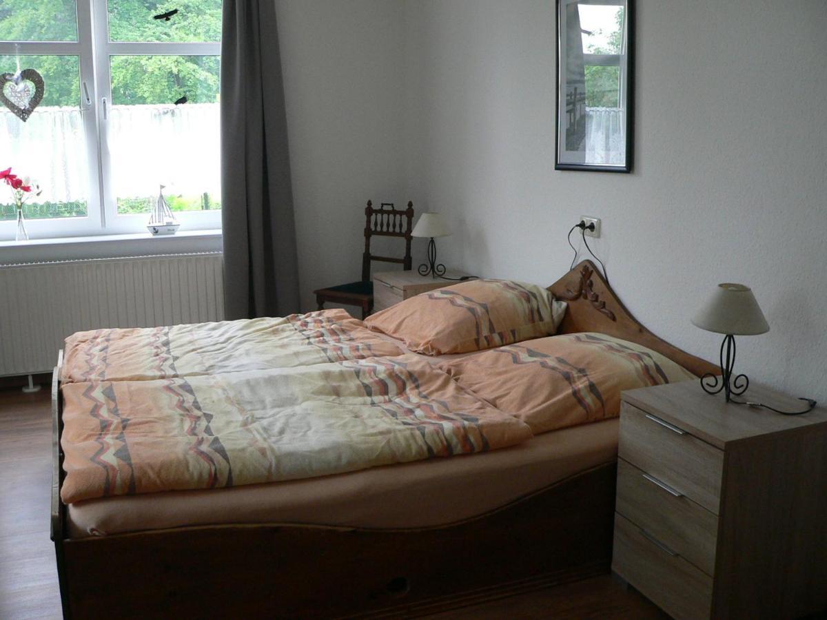 Ferienwohnung Zum Gruenen Holz Bohlenbergerfeld Exterior photo