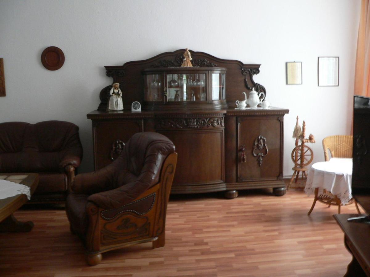 Ferienwohnung Zum Gruenen Holz Bohlenbergerfeld Exterior photo